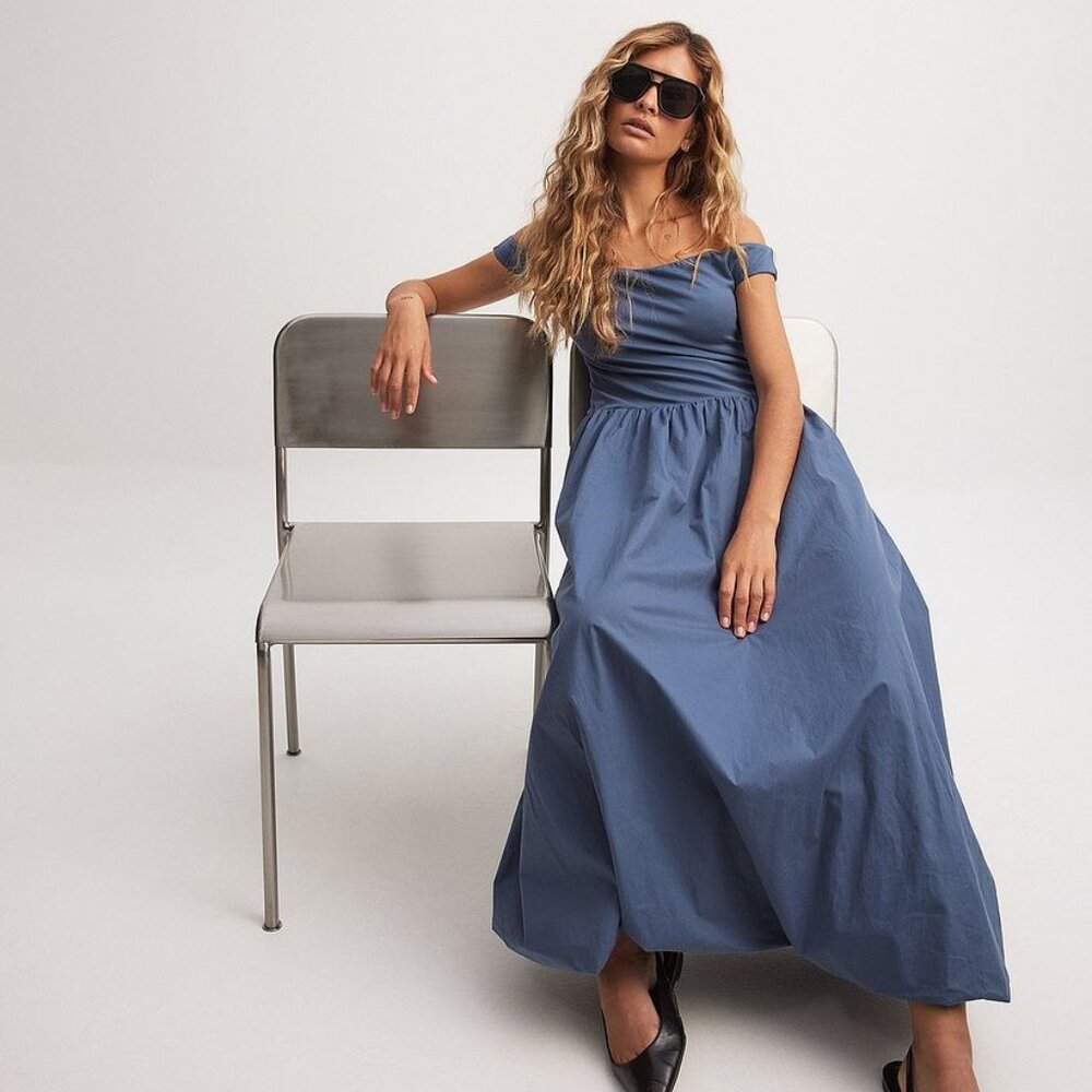 Lydia Tomlinson x NA-KD Jersey Poplin Off Shoulder Balloon Dress